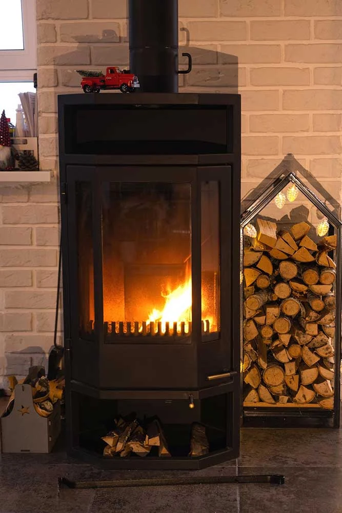 Ramoneur à Lugon-et-l’Île-du-Carnay – tarifs de ramonage pour cheminée, insert et poêles